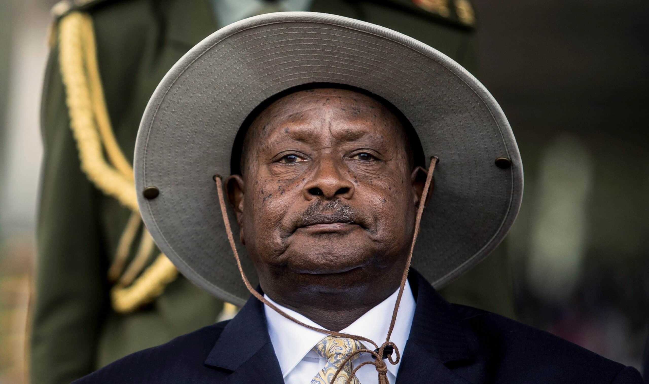 Ouganda : Yoweri Museveni nomme son fils à la tête de l’armée