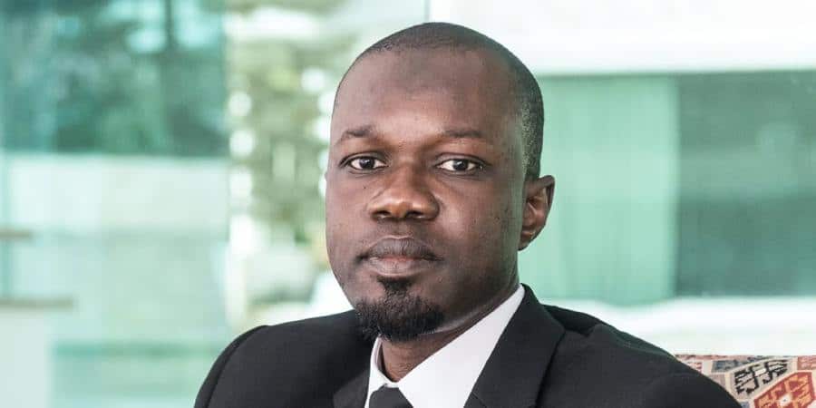 LGBT : un ex-conseiller de Macky Sall s'attaque à Ousmane Sonko