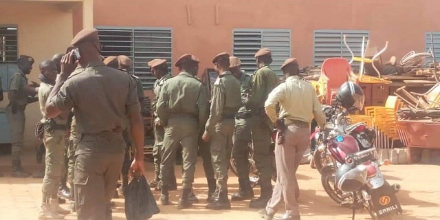 Burkina Faso : plus d’une tonne de produits contrefaits saisis par la police